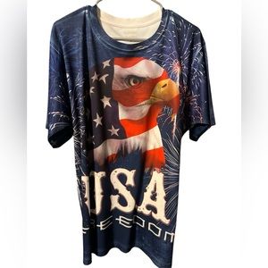 EUC Sz Large USA Freedom Eagle Firework Shirt